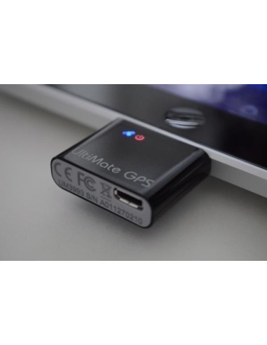 Emprum Ultimate GPS dungle for iPod touch, iPhone and iPad